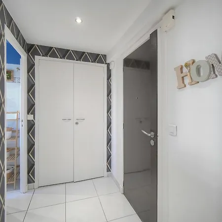 Isa - Clim - Wifi - Balcon - Vca לה קאנה