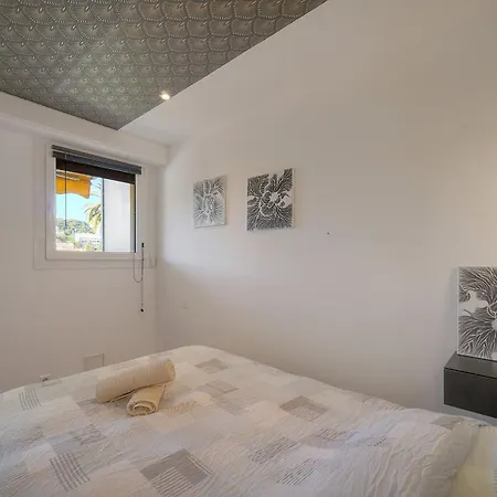Apartment Isa - Clim - Wifi - Balcon - Vca