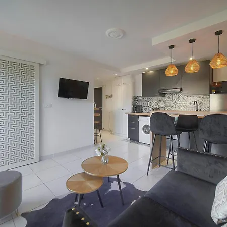 Isa - Clim - Wifi - Balcon - Vca לה קאנה